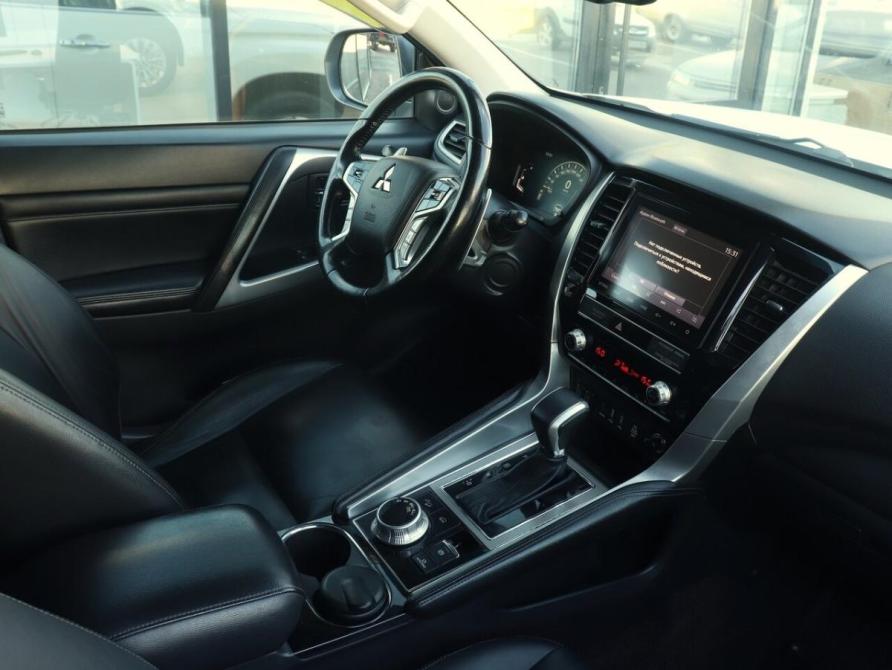 Mitsubishi Pajero Sport III Рестайлинг Казань  - изображение 6