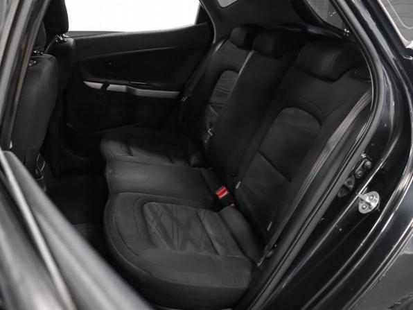 Kia Ceed II с пробегом 2013 года, цена 699 000 рублей, 250000 км, хэтчбек, Автокод Объявления