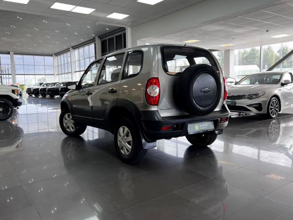 Chevrolet Niva I Рестайлинг с пробегом 2010 года, цена 575 000 рублей, 56680 км, внедорожник, Автокод Объявления