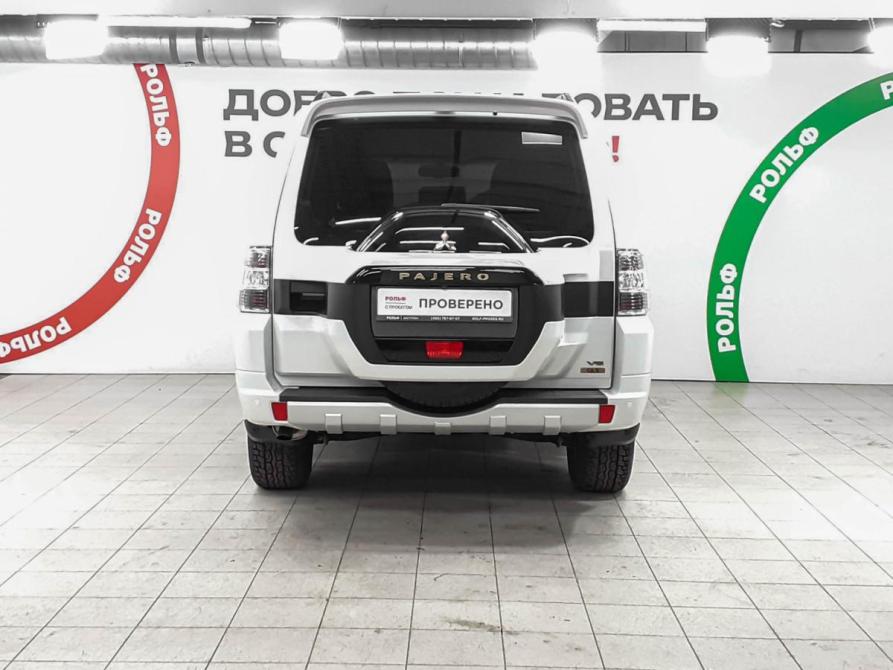 Mitsubishi Pajero IV Рестайлинг 2 Москва  - изображение 5