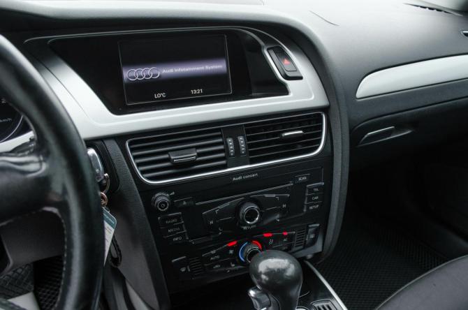Audi A4 IV (B8) с пробегом 2011 года, цена 940 000 рублей, 371000 км, седан, Автокод Объявления