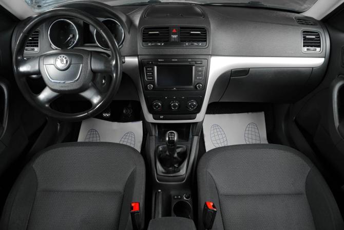 Skoda Yeti I с пробегом 2012 года, цена 939 000 рублей, 222000 км, внедорожник, Автокод Объявления