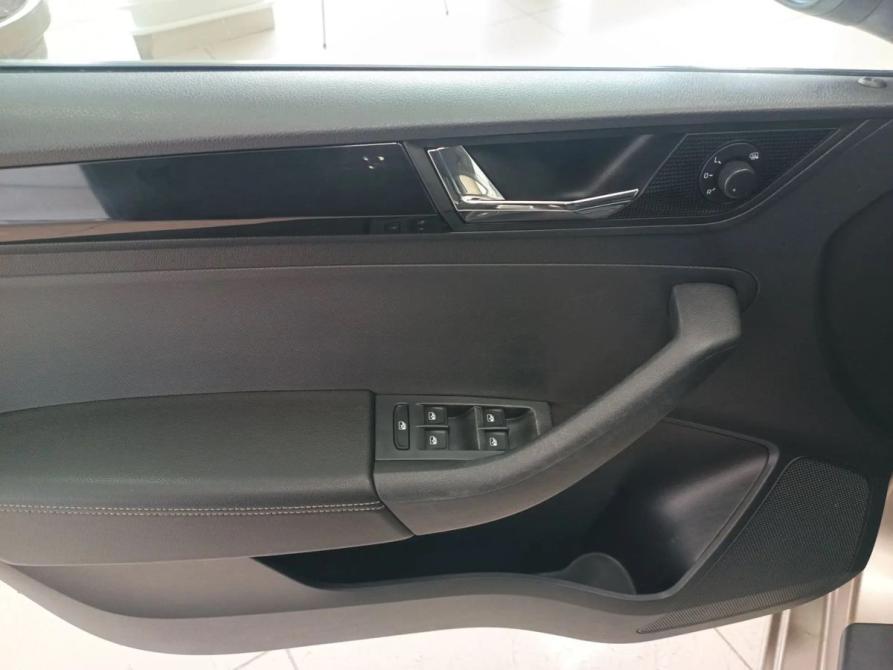 Skoda Rapid I Рестайлинг Москва  - изображение 14