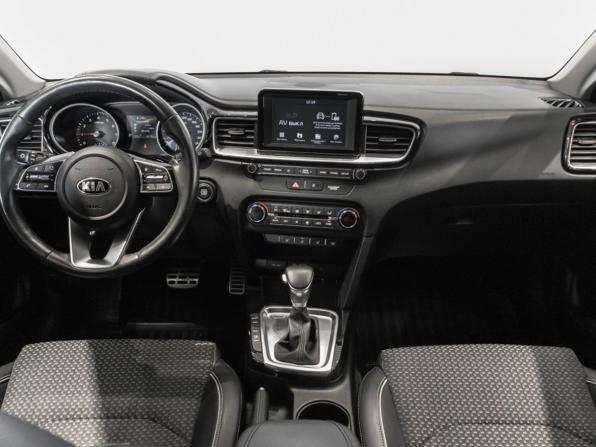 Kia Ceed III с пробегом 2019 года, цена 1 920 000 рублей, 61149 км, универсал, Автокод Объявления