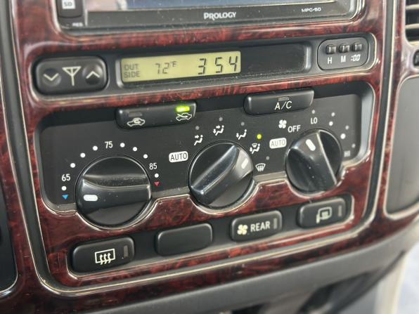 Toyota Land Cruiser 100 Series Рестайлинг 1 с пробегом 2002 года, цена 1 489 000 рублей, 396100 км, внедорожник, Автокод Объявления