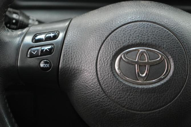 Toyota Corolla IX (E120 E130) Рестайлинг с пробегом 2005 года, цена 669 000 рублей, 183000 км, седан, Автокод Объявления