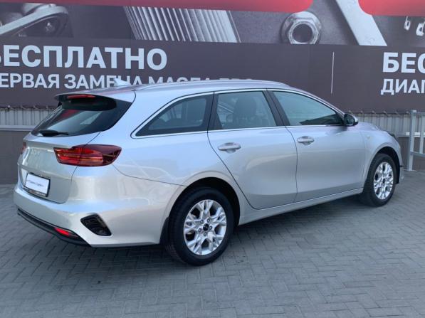 Kia Ceed III Рестайлинг с пробегом 2021 года, цена 2 300 000 рублей, 500 км, универсал, Автокод Объявления