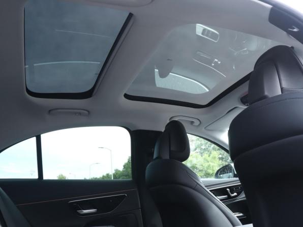 Mercedes-Benz E-Класс VI (W214 S214) с пробегом 2024 года, цена 6 899 000 рублей, 6850 км, седан, Автокод Объявления