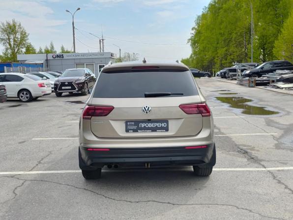 Volkswagen Tiguan II с пробегом 2020 года, цена 2 179 000 рублей, 165575 км, внедорожник, Автокод Объявления