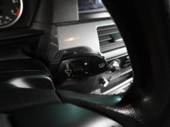 BMW 5 серии V (E60/E61) Рестайлинг с пробегом 2009 года, цена 949 000 рублей, 360384 км, седан, Автокод Объявления