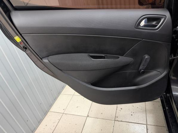 Peugeot 308 I с пробегом 2008 года, цена 379 000 рублей, 288358 км, хэтчбек, Автокод Объявления