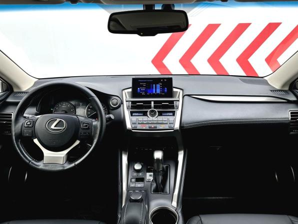 Lexus NX I с пробегом 2016 года, цена 2 900 000 рублей, 97000 км, внедорожник, Автокод Объявления