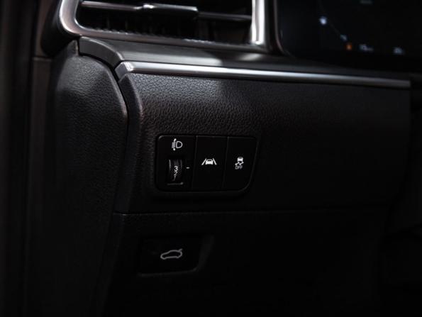 Kia K5 III с пробегом 2023 года, цена 3 199 000 рублей, 30000 км, седан, Автокод Объявления