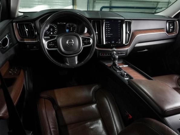 Volvo XC60 II с пробегом 2018 года, цена 3 498 000 рублей, 175213 км, внедорожник, Автокод Объявления