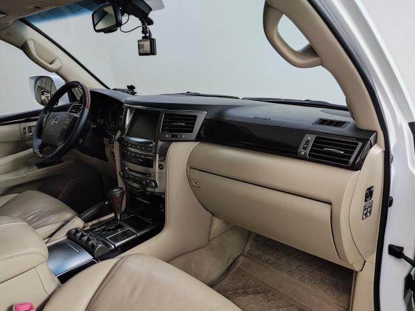 Lexus LX III с пробегом 2009 года, цена 3 200 000 рублей, 241516 км, внедорожник, Автокод Объявления