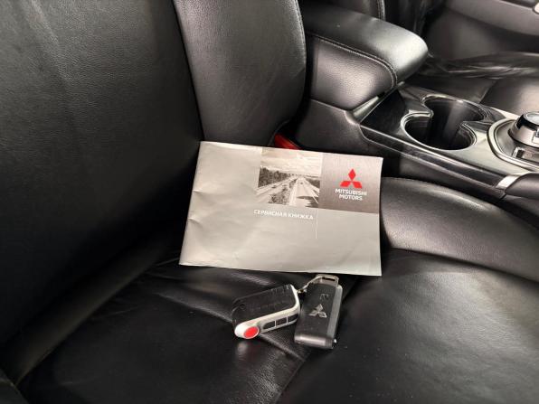 Mitsubishi Pajero Sport III с пробегом 2019 года, цена 3 120 000 рублей, 130767 км, внедорожник, Автокод Объявления