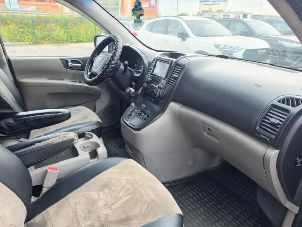 Kia Carnival II с пробегом 2009 года, цена 745 000 рублей, 331324 км, минивэн, Автокод Объявления