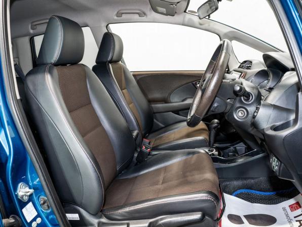 Honda Fit Shuttle I с пробегом 2012 года, цена 1 010 000 рублей, 126000 км, универсал, Автокод Объявления