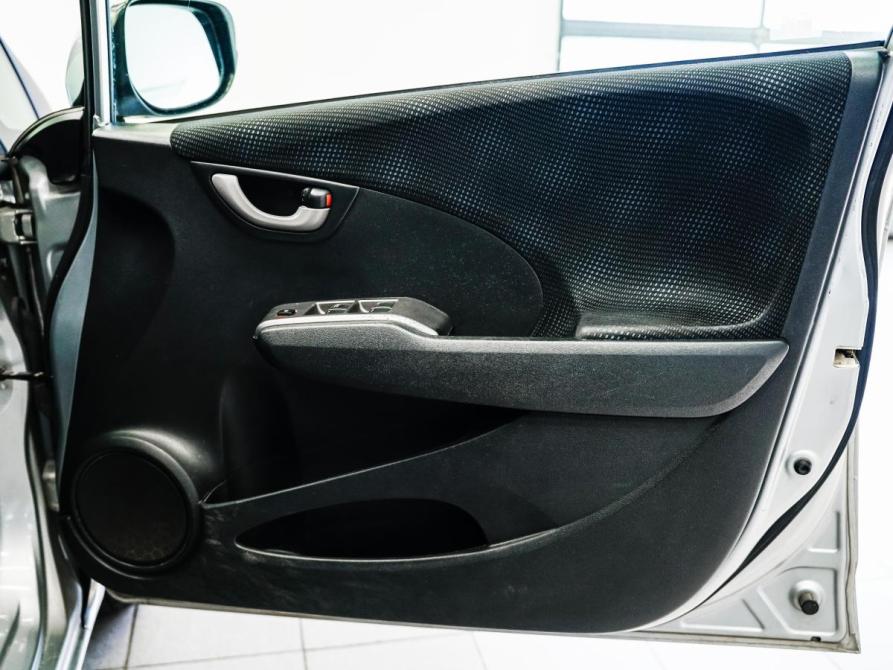 Honda Fit II Красноярск  - изображение 10