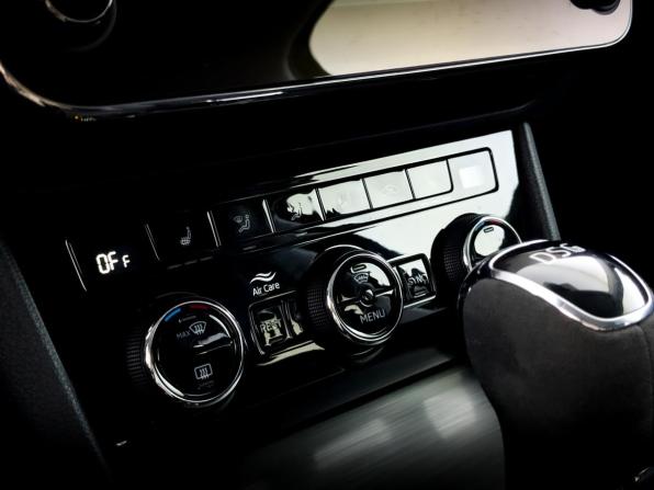 Skoda Superb III Рестайлинг с пробегом 2022 года, цена 3 330 000 рублей, 73321 км, лифтбек, Автокод Объявления