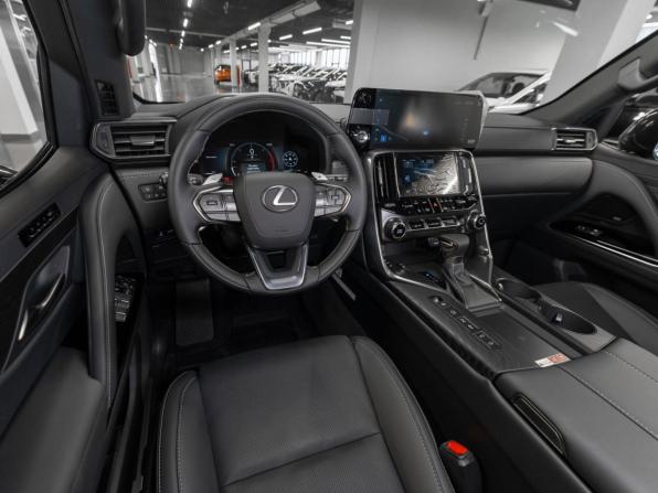 Lexus LX IV с пробегом 2026 года, цена 17 850 000 рублей, 11 км, внедорожник, Автокод Объявления