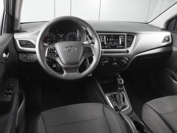 Hyundai Solaris II с пробегом 2019 года, цена 1 599 000 рублей, 141594 км, седан, Автокод Объявления