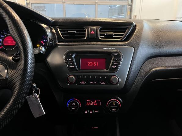Kia Rio III с пробегом 2013 года, цена 660 000 рублей, 239947 км, седан, Автокод Объявления