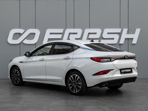 JAC J7 I с пробегом 2023 года, цена 1 140 000 рублей, 152678 км, лифтбек, Автокод Объявления