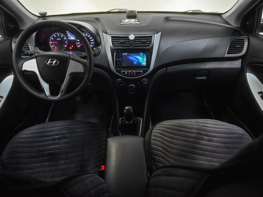 Hyundai Solaris I Челябинск  - изображение 17