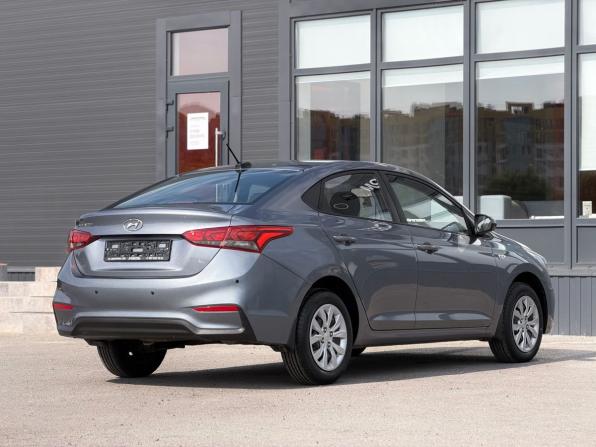 Hyundai Solaris II с пробегом 2019 года, цена 1 330 000 рублей, 44252 км, седан, Автокод Объявления