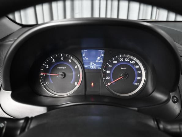 Hyundai Solaris I с пробегом 2013 года, цена 748 000 рублей, 179321 км, седан, Автокод Объявления