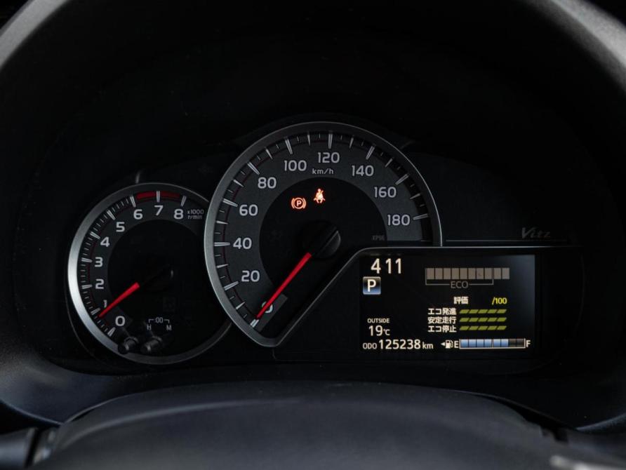 Toyota Vitz III (XP130) Рестайлинг Краснодар  - изображение 14