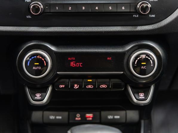 Kia Rio IV с пробегом 2018 года, цена 1 048 000 рублей, 221100 км, седан, Автокод Объявления