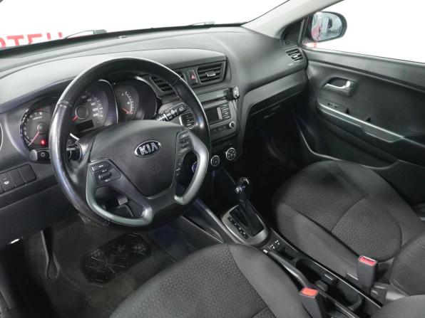 Kia Rio III Рестайлинг с пробегом 2017 года, цена 1 145 000 рублей, 115257 км, хэтчбек, Автокод Объявления