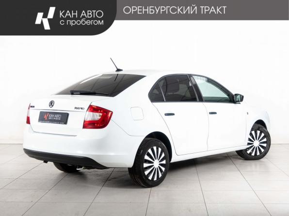 Skoda Rapid I с пробегом 2017 года, цена 990 000 рублей, 167000 км, лифтбек, Автокод Объявления