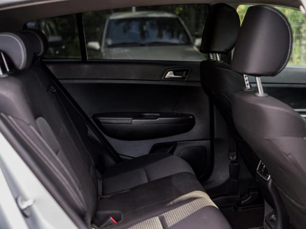 Kia Sportage IV Рестайлинг с пробегом 2019 года, цена 1 975 000 рублей, 89645 км, внедорожник, Автокод Объявления