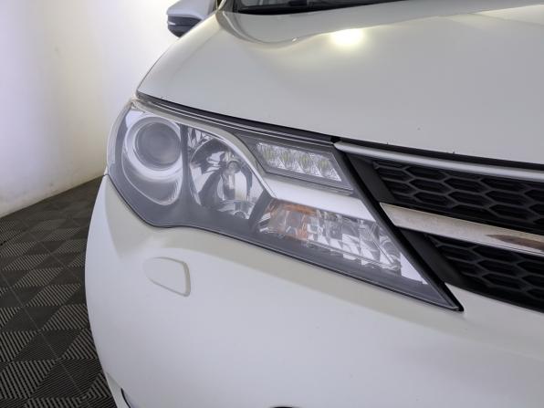 Toyota RAV4 IV (XA40) с пробегом 2015 года, цена 1 825 000 рублей, 236892 км, внедорожник, Автокод Объявления