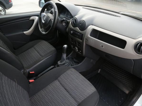 Renault Logan I Рестайлинг с пробегом 2012 года, цена 529 000 рублей, 42000 км, седан, Автокод Объявления