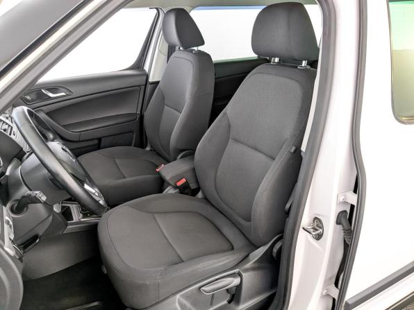 Skoda Yeti I Рестайлинг с пробегом 2015 года, цена 1 275 000 рублей, 112874 км, внедорожник, Автокод Объявления