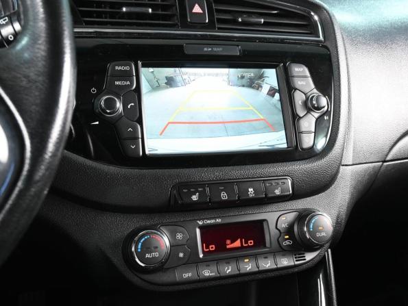 Kia Ceed II Рестайлинг с пробегом 2016 года, цена 1 519 000 рублей, 82541 км, универсал, Автокод Объявления