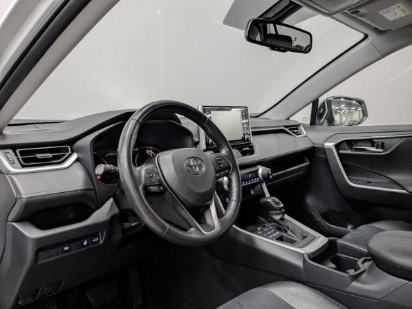 Toyota RAV4 V (XA50) с пробегом 2021 года, цена 3 230 000 рублей, 136228 км, внедорожник, Автокод Объявления