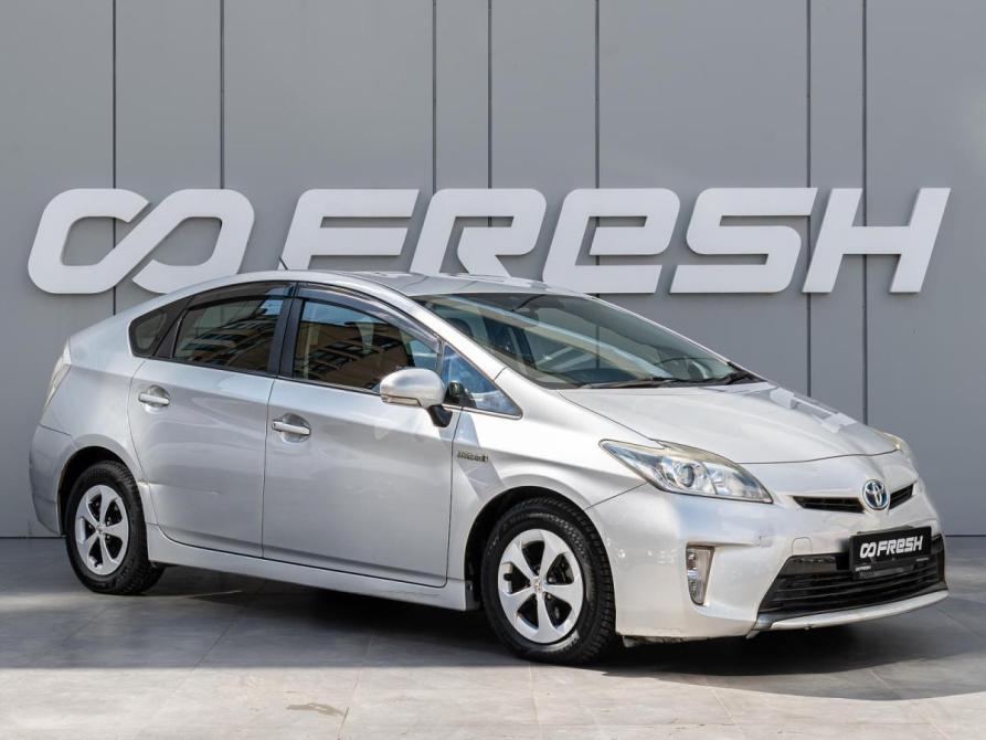 Toyota Prius III Рестайлинг (XW30) Краснодар  - изображение 1