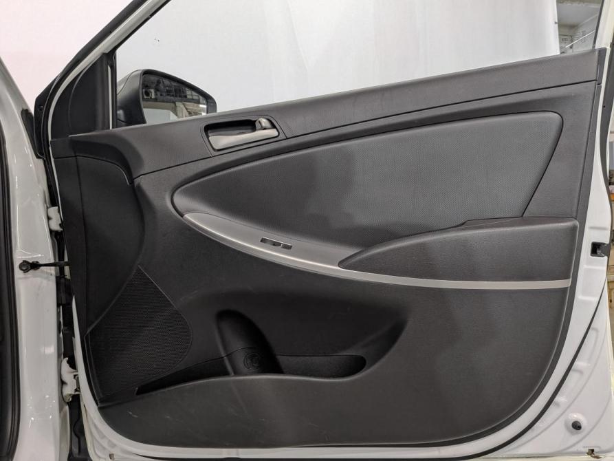 Hyundai Solaris I Рестайлинг Санкт-Петербург  - изображение 24