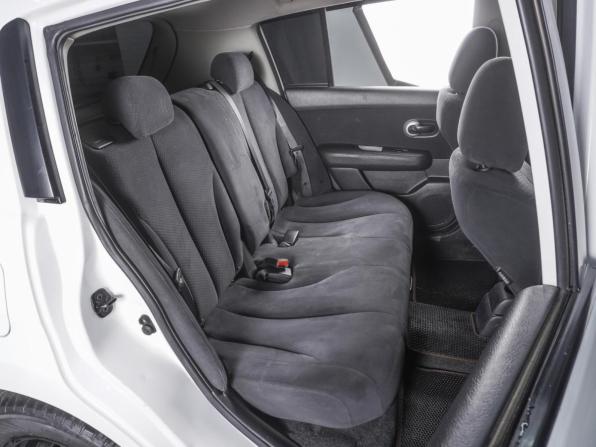 Nissan Tiida I Рестайлинг с пробегом 2013 года, цена 940 000 рублей, 171609 км, хэтчбек, Автокод Объявления