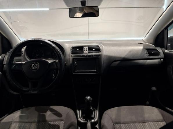 Volkswagen Polo V Рестайлинг с пробегом 2015 года, цена 670 000 рублей, 196000 км, седан, Автокод Объявления