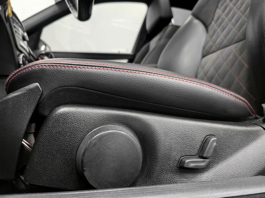 Mercedes-Benz C-Класс III (W204) Рестайлинг Новосибирск  - изображение 11