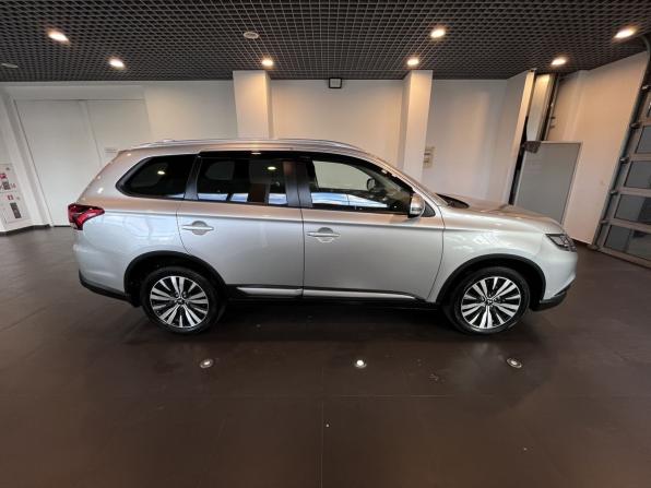 Mitsubishi Outlander III Рестайлинг 3 с пробегом 2019 года, цена 2 499 000 рублей, 67624 км, внедорожник, Автокод Объявления
