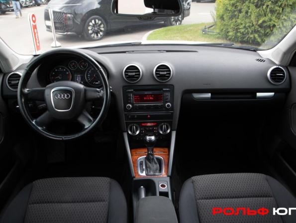 Audi A3 II (8P) Рестайлинг 2 с пробегом 2011 года, цена 648 000 рублей, 328127 км, хэтчбек, Автокод Объявления