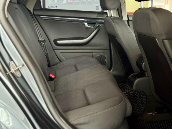 Audi A4 III (B7) с пробегом 2004 года, цена 445 000 рублей, 240000 км, седан, Автокод Объявления