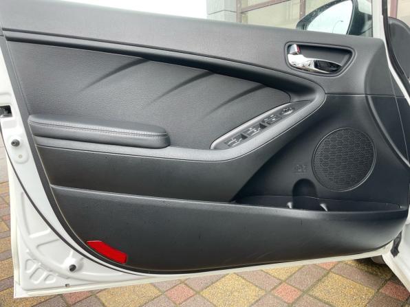 Kia Cerato III с пробегом 2015 года, цена 1 230 000 рублей, 107919 км, седан, Автокод Объявления